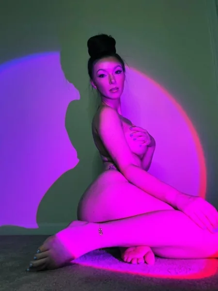 Mackenzie Moon VIP