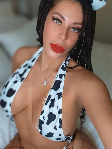 N. Brooks 👑