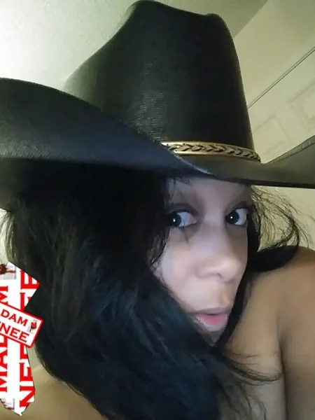 MadamNeeNee