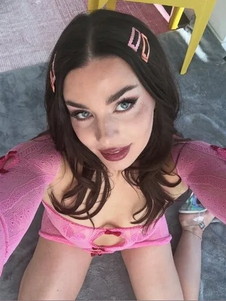 Maddie Wren