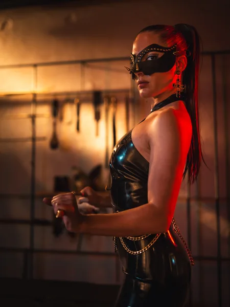 Maitresse Isadora