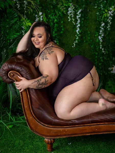 Makana Moon aka Island Girl