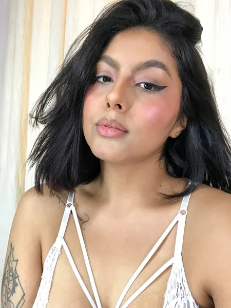 Alejandra 💋