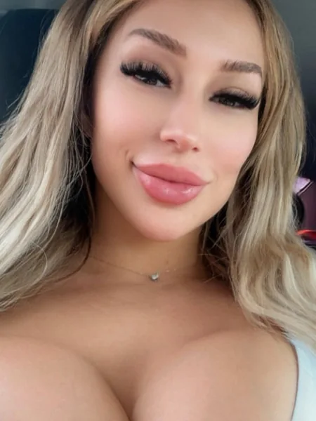 Gigi ᥫ᭡
