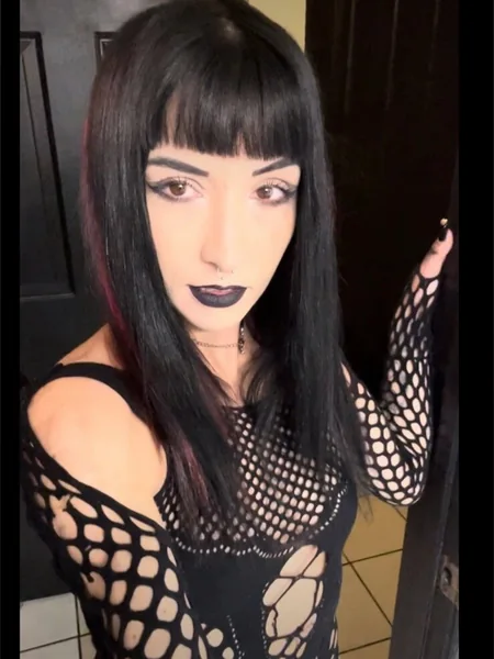 Mistress Mantis | Goth Mommy avatar