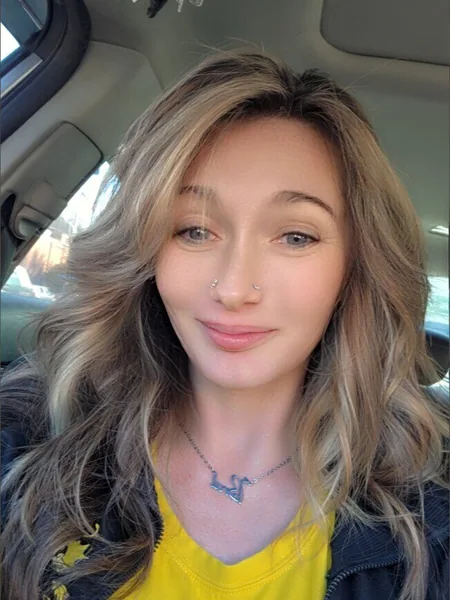Holly Parris