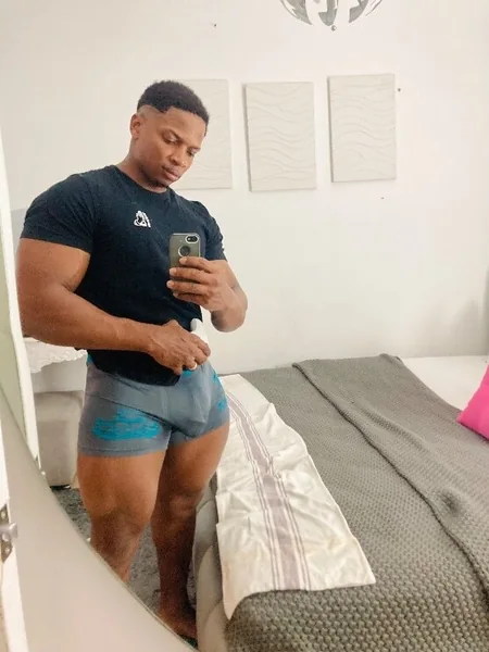 🍆🤤el negro de tres piernas🤤💦🍆