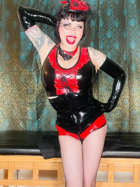 Maya Sinstress- High Priestess of Pain