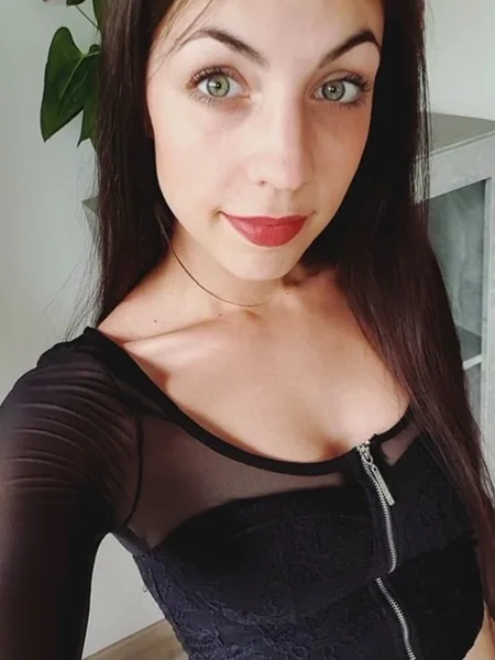 Melanie Cindy