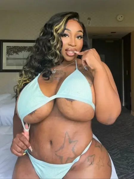 SUPER BUSTY FANTASY GIRL 🍒💦🥜