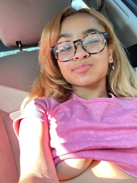 Kitty 🐱.
