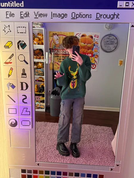 Miles (he/him) <3