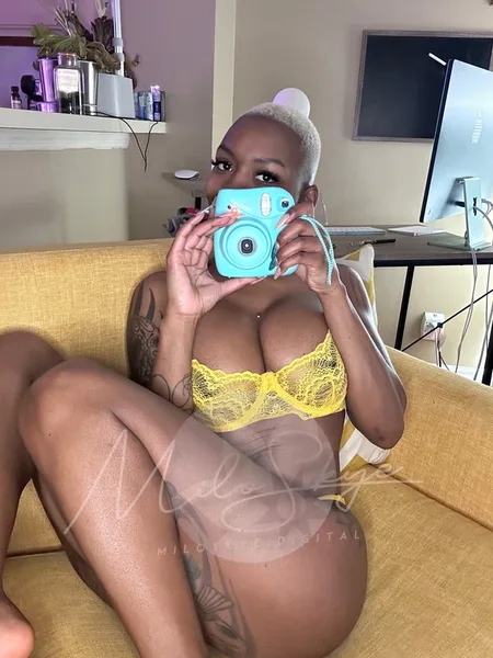 Milo Skye | Miss Impossible Pussy