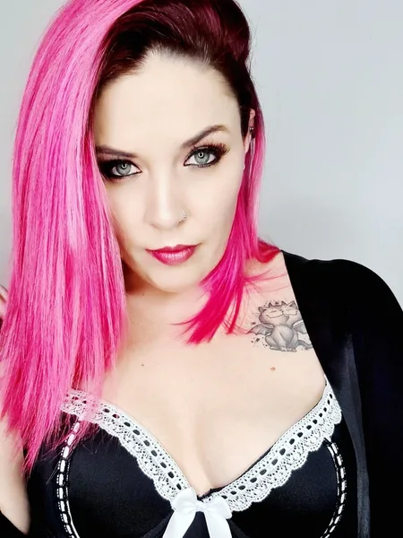 Ivory Quinn