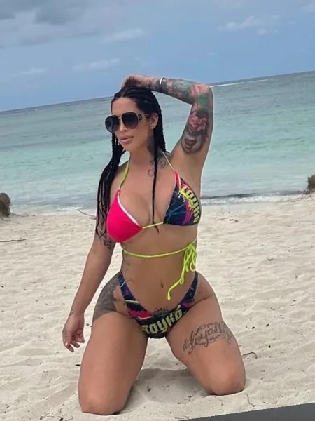 Miss Anna Rae
