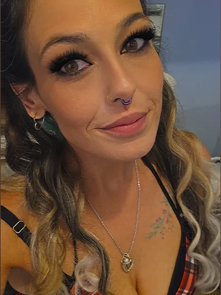 Miss Cyan Skyy