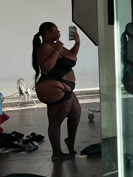 Ebony Jaay