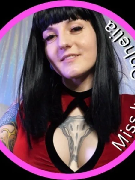 Miss Ivy Ophelia avatar
