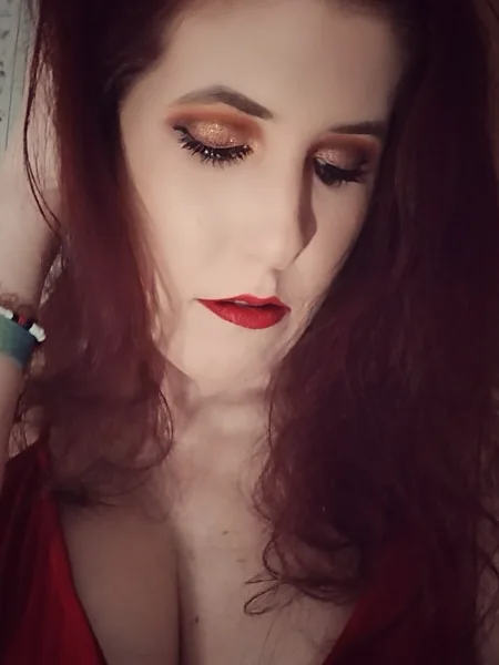 Miss Jenna Leigh