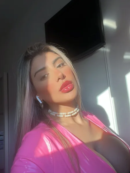 𝓛𝓮𝓲𝓵𝓪 𝓦𝓪𝓻𝓶 🍒