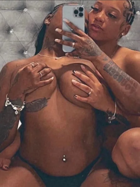 BigbootyT