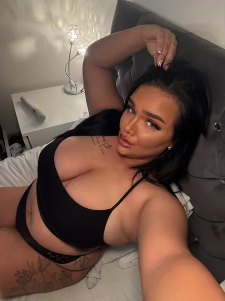 𝐕𝐈𝐏 @𝐌𝐢𝐬𝐬𝐥𝐢𝐯𝐯𝐮𝐤𝐤 🖤