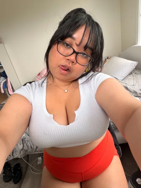 Miss Valentina