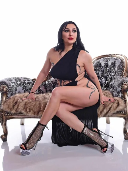 Mistress DeVille