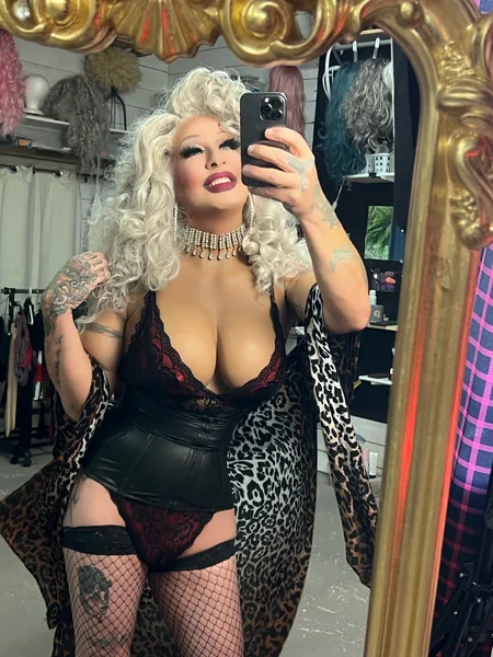 Mistress_Wren avatar