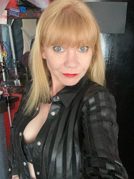 Doyenne Angelica