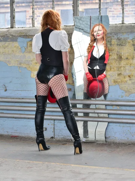 Mistresskirsty1