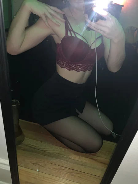 Mistress Zara