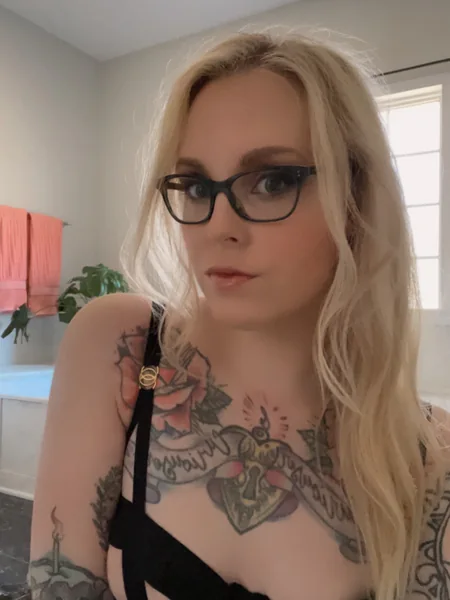Modern_darling