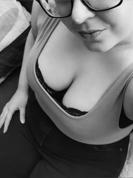 Mom Next Door VIP