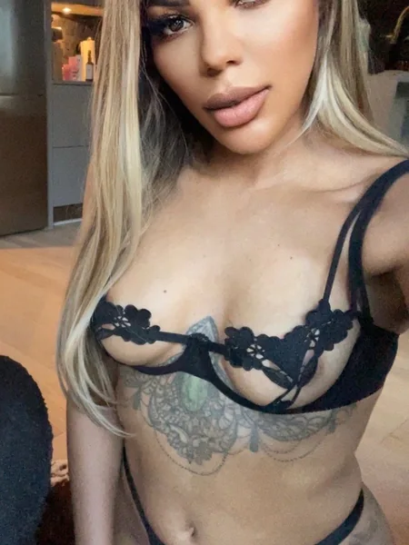 Mona Coxxx