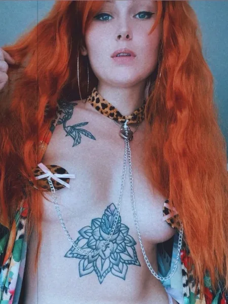 Rose Tea 🌹 Dominatrix 🌹 avatar