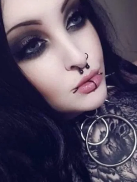 Morgue_whore