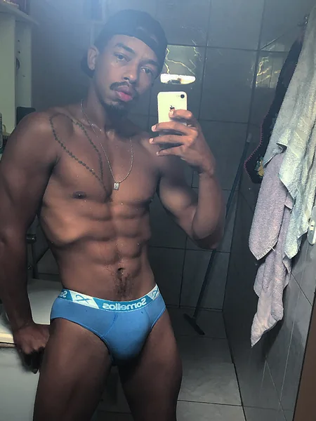 adrianobthencurt