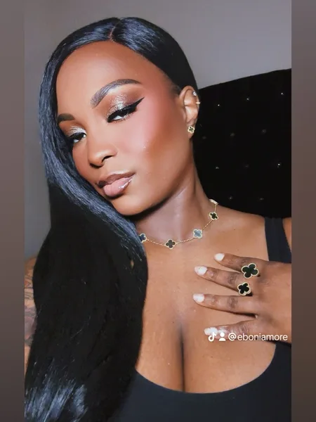 Eboni Amore