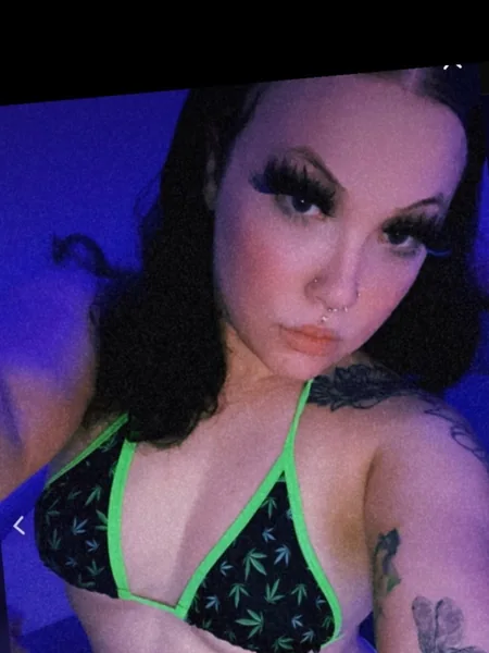 J💝