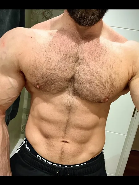 Muscle Stud