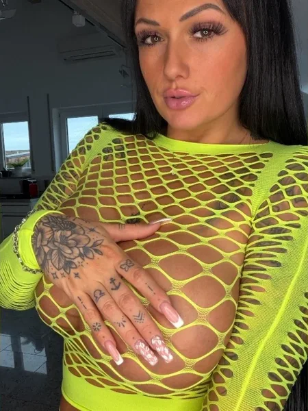 Nadine 🍒