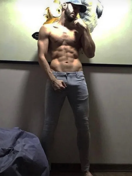 NakedGamer