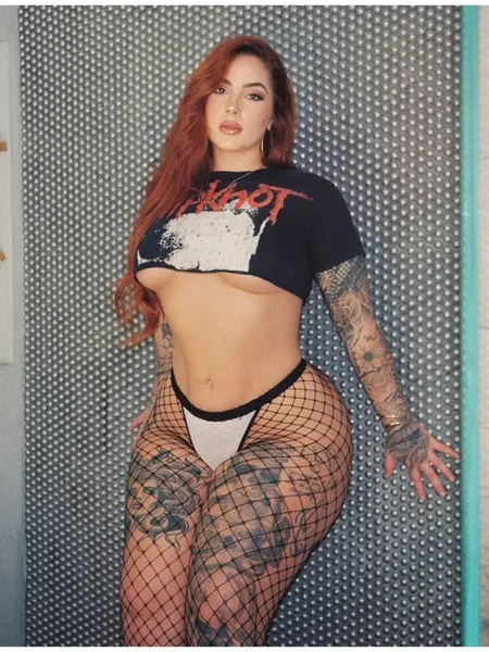 Naomi Foxx