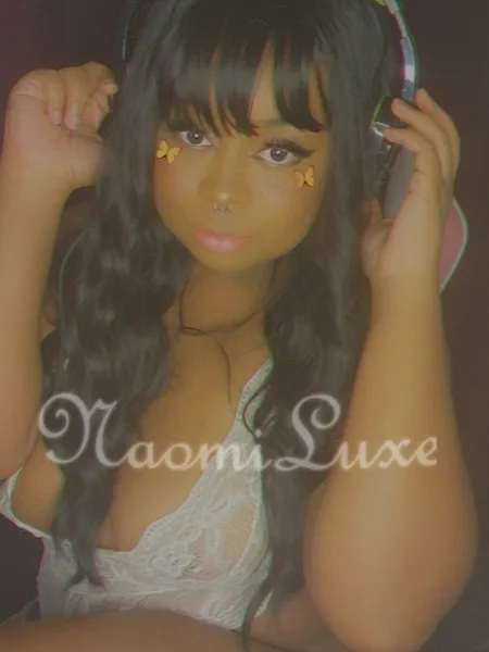 NaomiLuxe