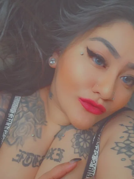NatalieeeStar Wet&amp;Wild ThickQueen👑