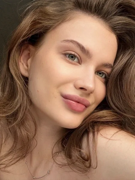 Student Agatha🤍 Natural Beauty