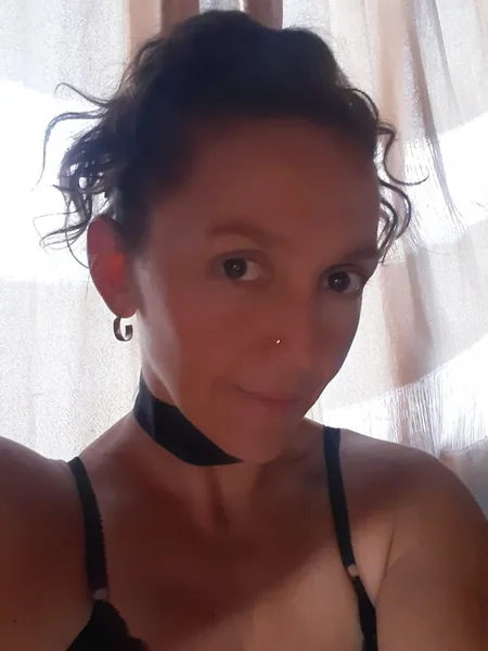 SIMONE MAE