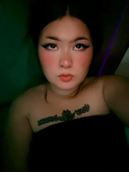 NaughtyBrat19