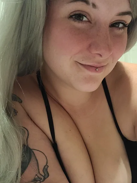 Zina Aurora